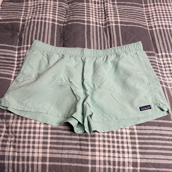 Patagonia Barely Baggies 2.5" Early Teal Sz XL - Picture 2 of 4